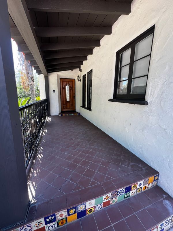 Building Photo - 484 W 25th