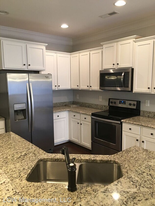 Primary Photo - 2 br, 2.5 bath House - 1162 Augustine Heig...