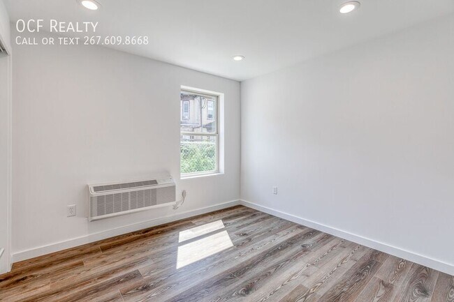 Foto del edificio - 751 N 43rd St