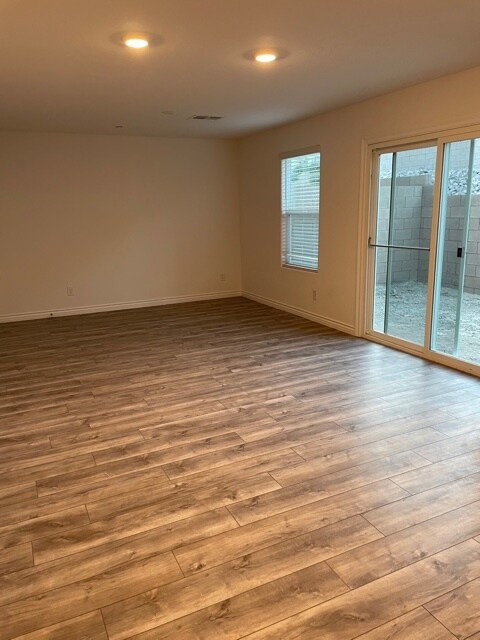 Great Room - 312 Quail Finch Dr