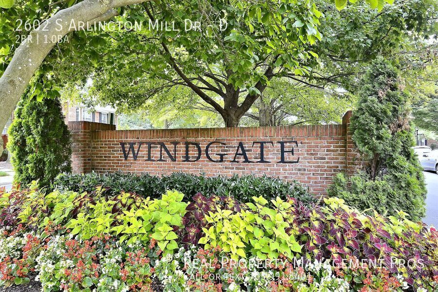 Primary Photo - 2602 S Arlington Mill Dr