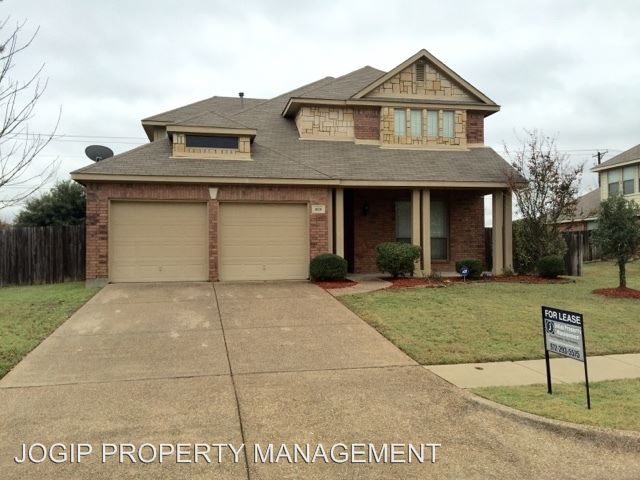 Primary Photo - 1020 Rosemont Dr