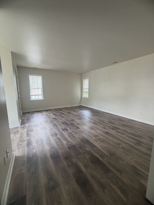 Foto del edificio - 11725 Walnut Wood Ct