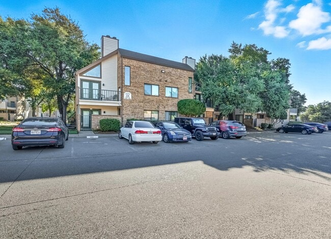 Photo - 2311 Basil Dr House