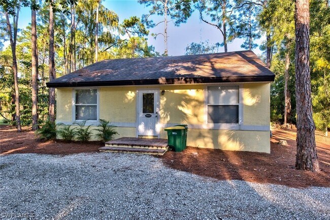 Foto del edificio - 5881 Painted Leaf Ln