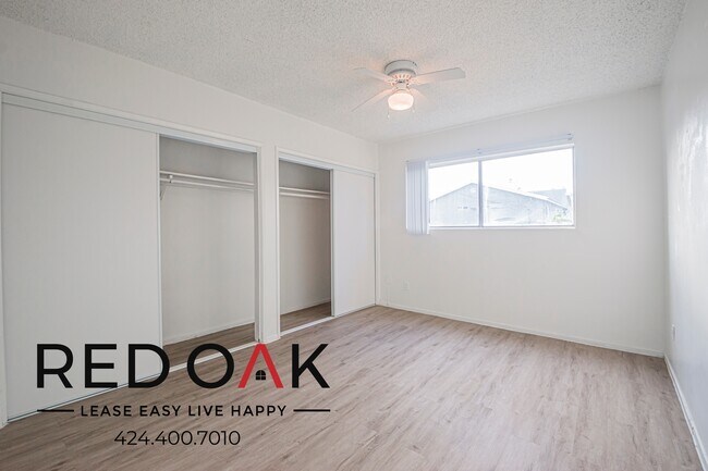 Foto del edificio - 915 N Wilton Pl