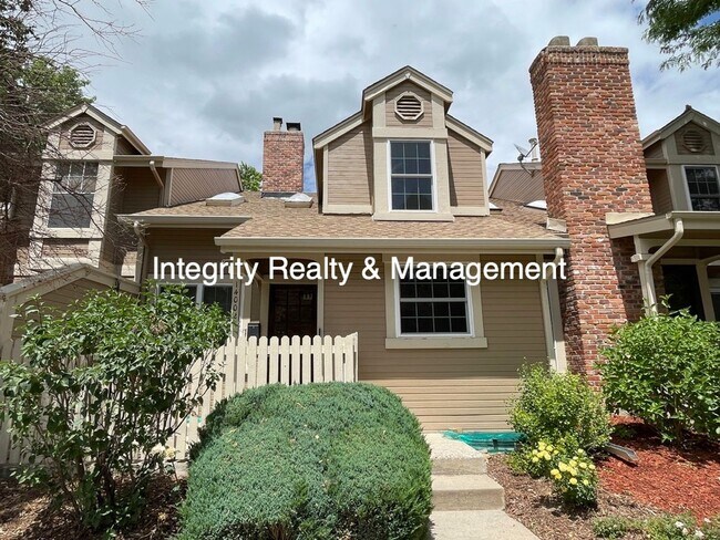 Foto del edificio - 2 Bed/2.5 Bath, 1,317 Sqft - 14002 E Quinn...