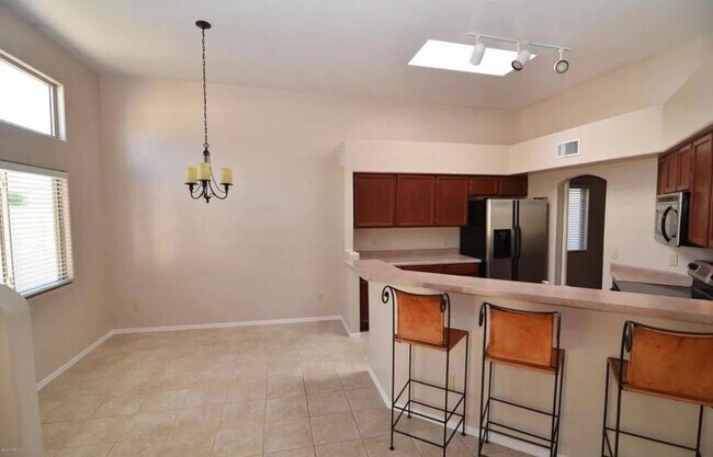 Foto del edificio - 11660 N Mineral Park Way