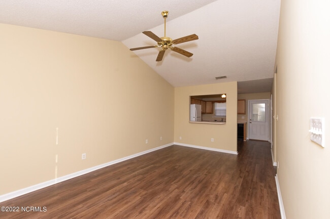 Building Photo - 171 Brenda Dr