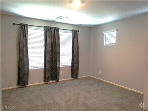 Building Photo - 351 Summer Sparrow Ave