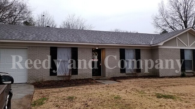 Building Photo - 4236 Rosewind Cir