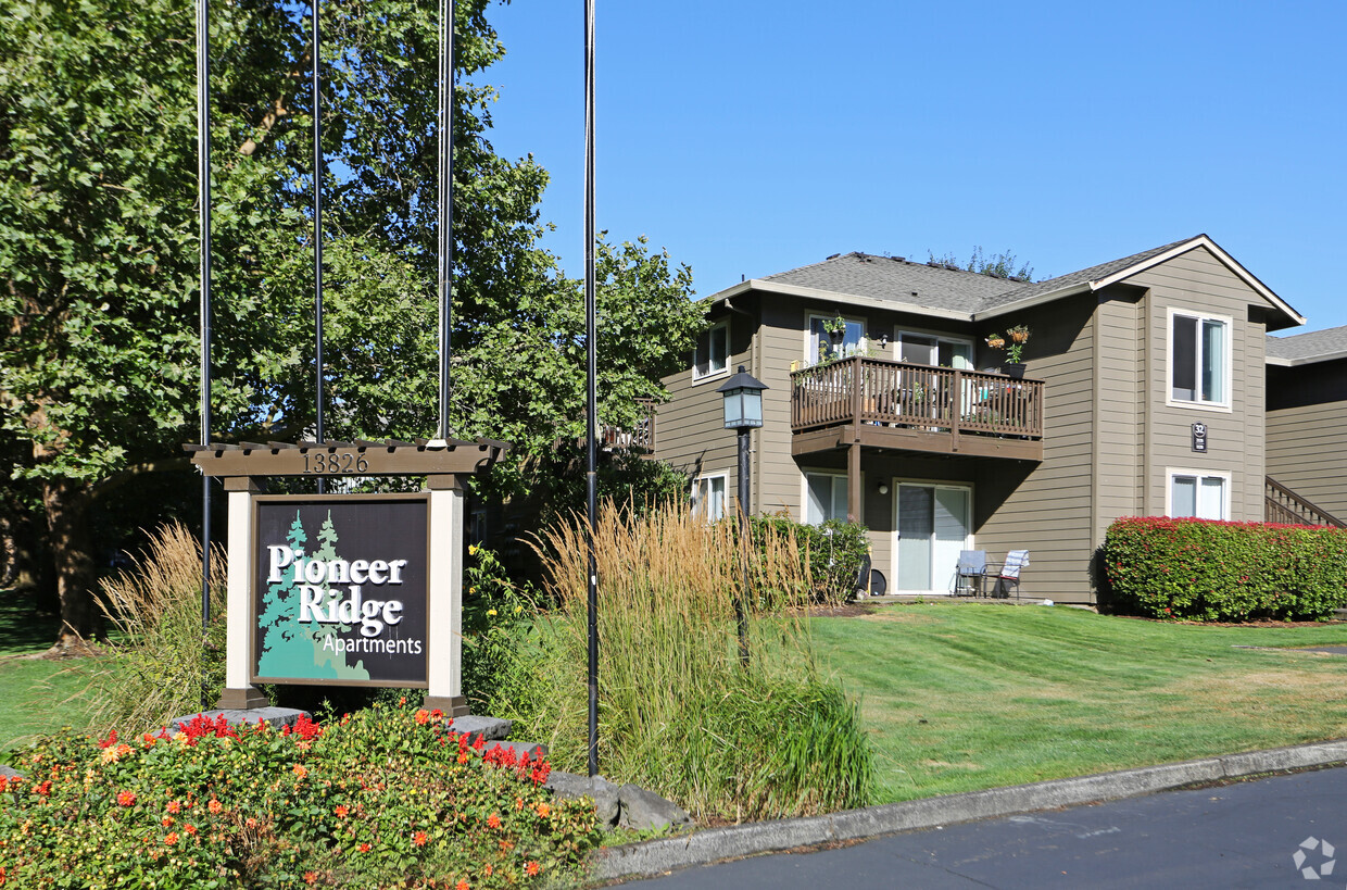 Primary Photo - Pioneer Ridge Apartments