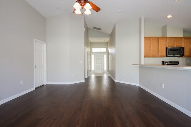 Building Photo - 10313 Celtic Ash Dr