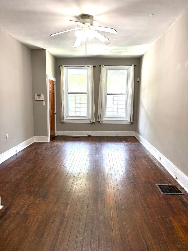 Building Photo - 3103 N Calvert St