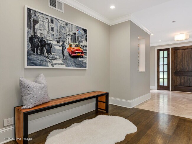 Foto del edificio - 850 W Willow St