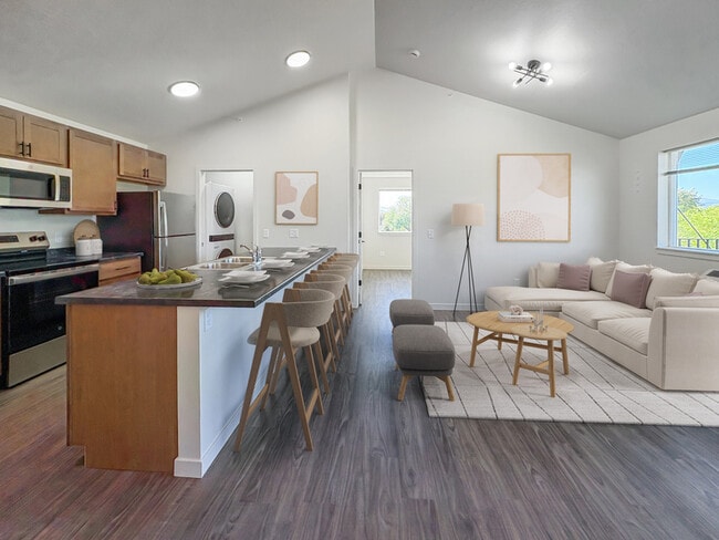 Building Photo - 735 Grant St