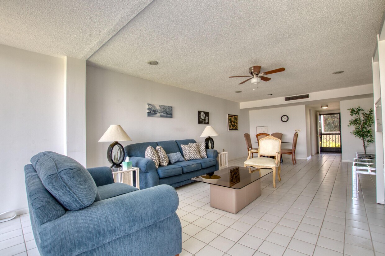 4838 Esedra Ct Unit 204, Lake Worth, FL 33467 Condo for Rent in Lake