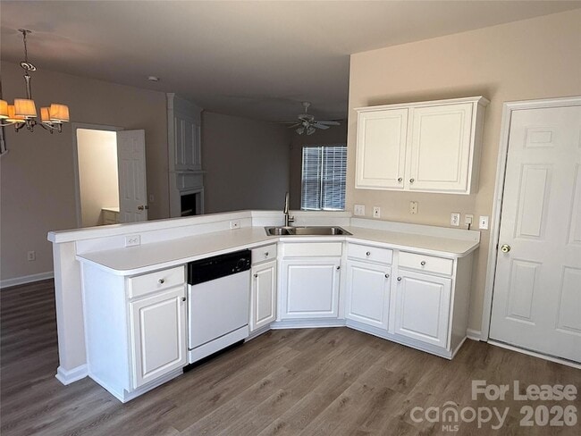 Building Photo - 2146 McKenzie Creek Dr