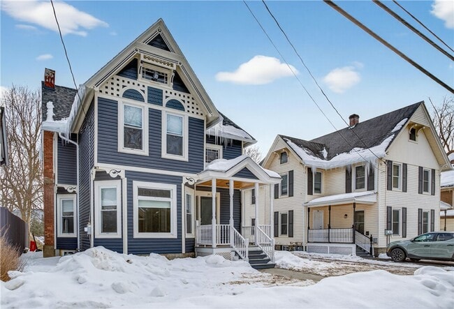 Foto del edificio - 38 Cedar St