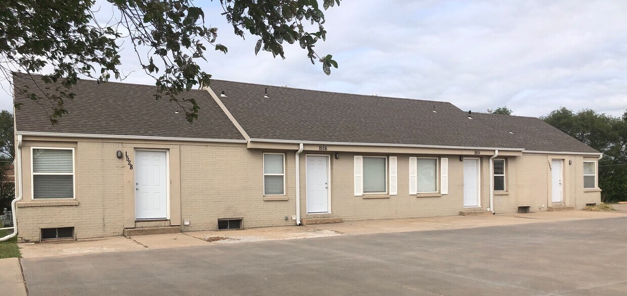 15021540 N East St, Andover, KS 67002 Apartments Andover, KS