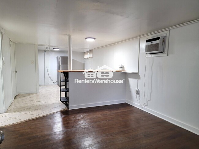 Foto del edificio - 1056 Regent St SW