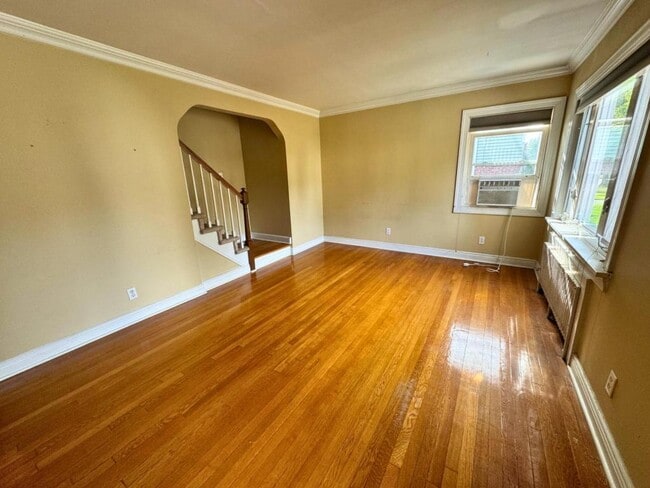 Foto del edificio - 11-02 Charles St