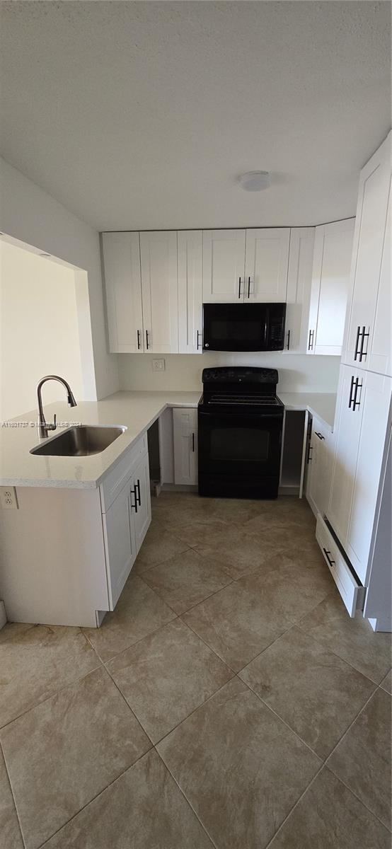 Building Photo - 13951 Kendale Lakes Cir