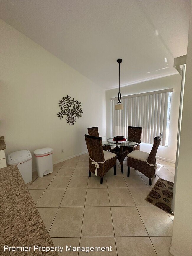 Foto del edificio - 3 br, 2 bath House - 2039 E Crown Pointe B...