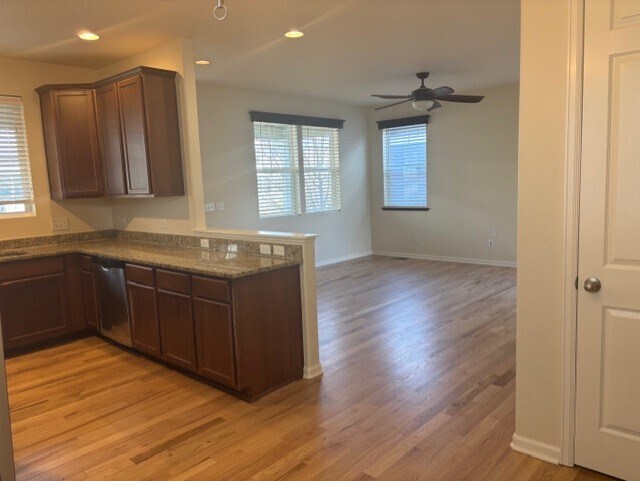 Foto del edificio - 4332 N Meadows Dr