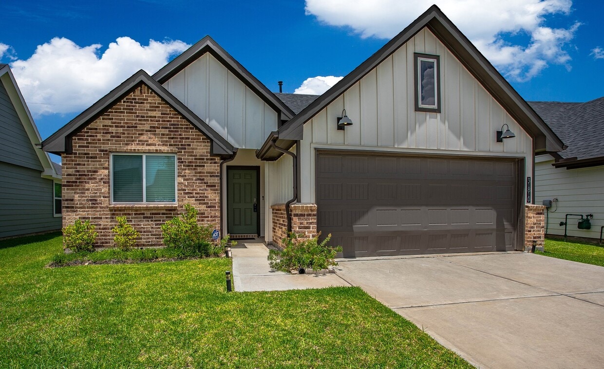 Foto principal - 31810 Whittis Hl Wy