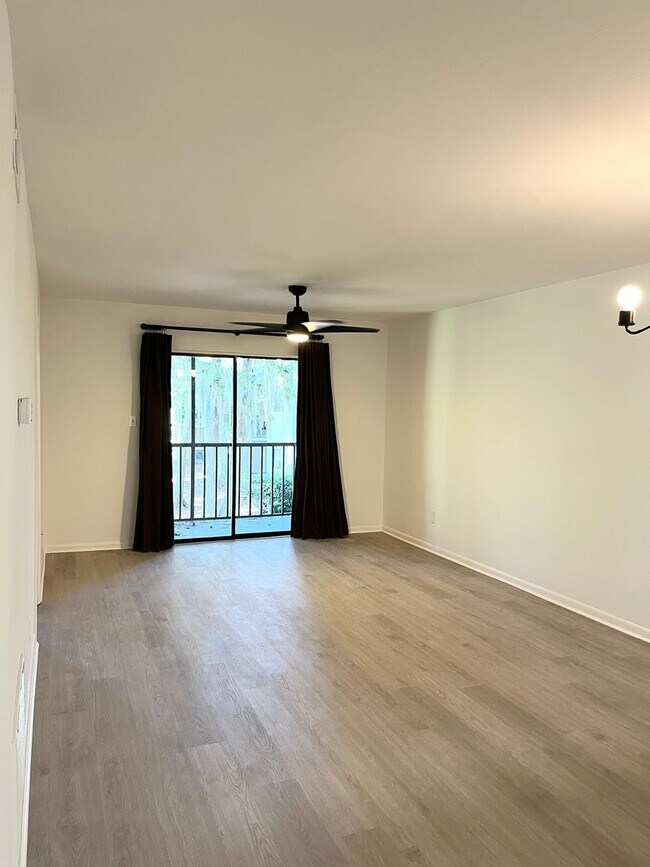 Foto del edificio - 2 bed/2 bath Windsor Crossing Condo