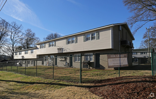 Building Photo - Key Street Apartments