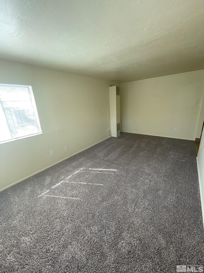 Building Photo - 854 G St