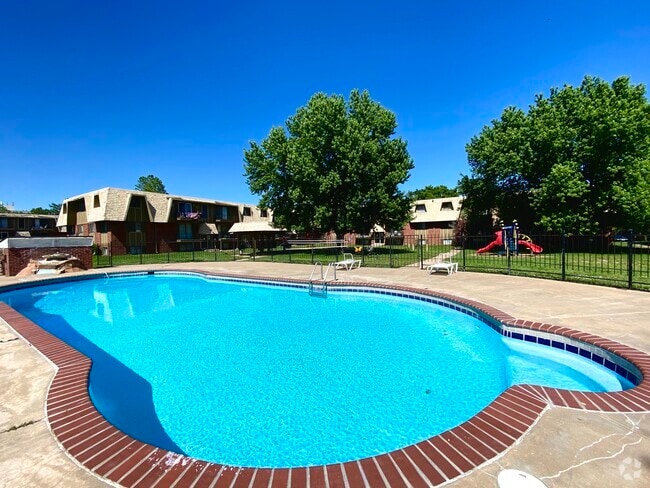 Back Pool - Magnolia Woods