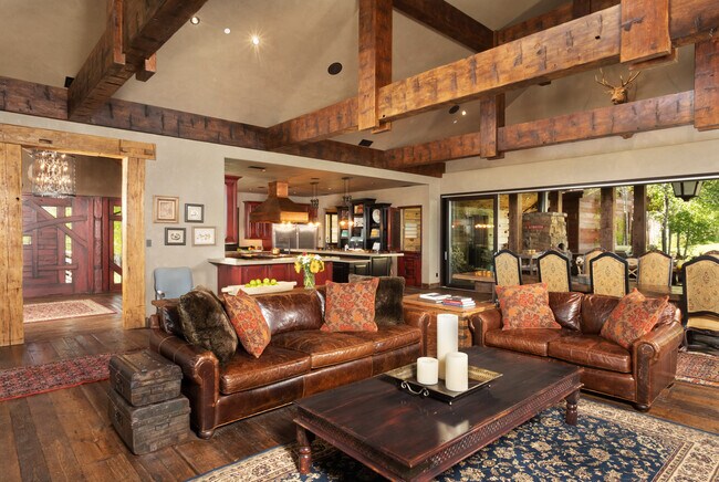 Foto del edificio - 665 Callicotte Ranch Dr