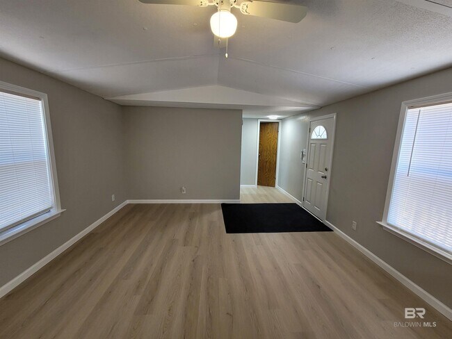 Foto del edificio - 2251 Henrietta Fulford Pl