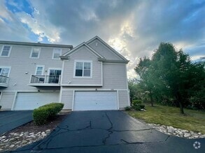 Building Photo - 526 Grosvenor Ln