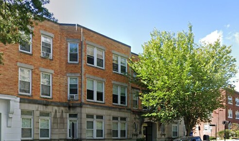 Building Photo - 1533 Beacon St