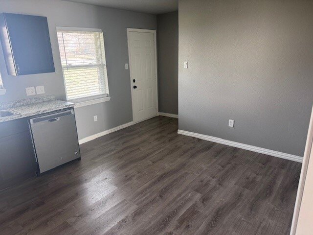 Building Photo - 1025 5th St SW