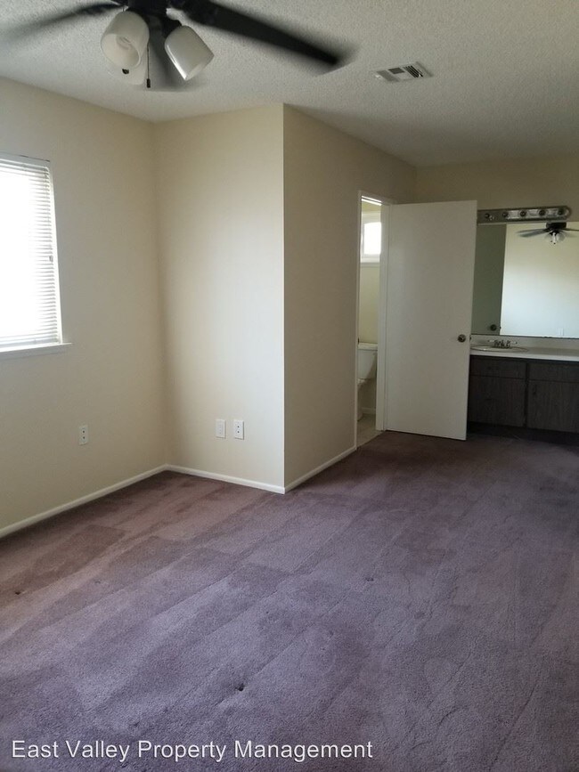 Building Photo - 4 br, 2 bath House - 12781 Reed Ave