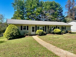 Building Photo - 3458 Smokehouse Ct