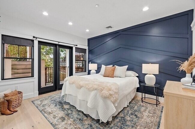 Foto del edificio - 331 Chelsea St