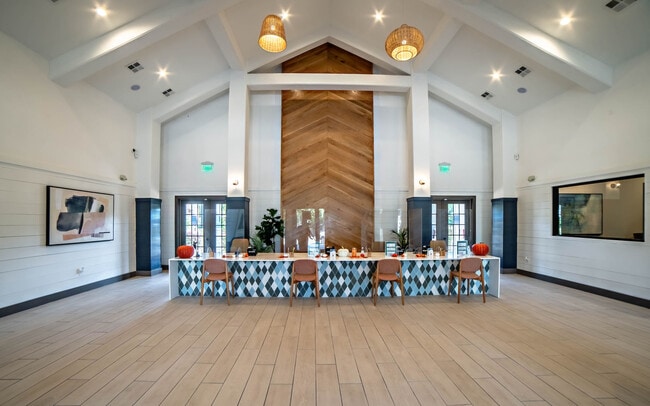 Leasing Office - Villages at East Riverside