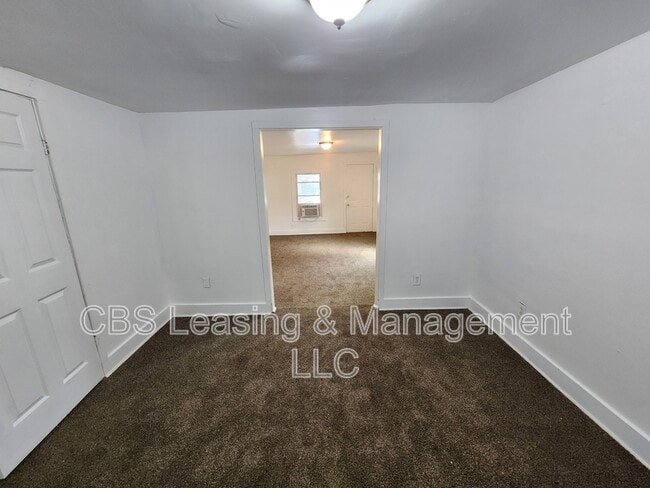 Building Photo - 23 Mason Dr