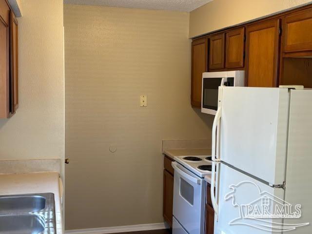 Foto del edificio - 8931 Forest Oak Dr