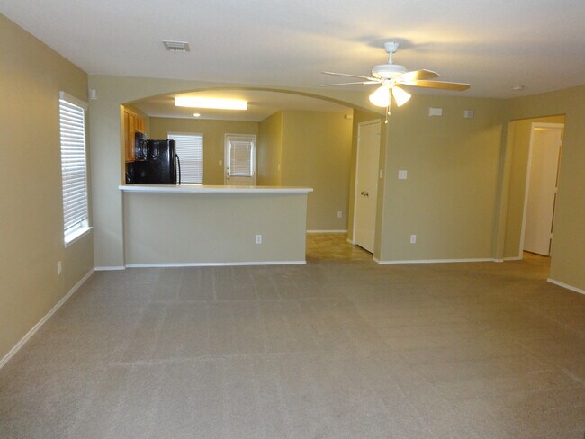 Foto del edificio - 6535 Hampden Point Court