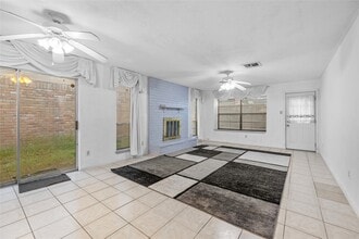 Building Photo - 6742 Westwick Dr