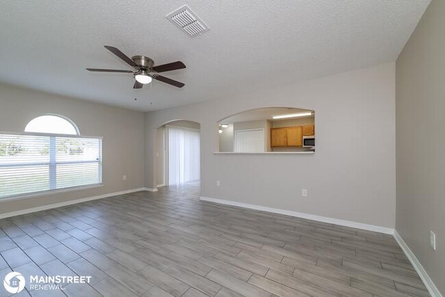 Foto del edificio - 2103 Whispering Trails Blvd