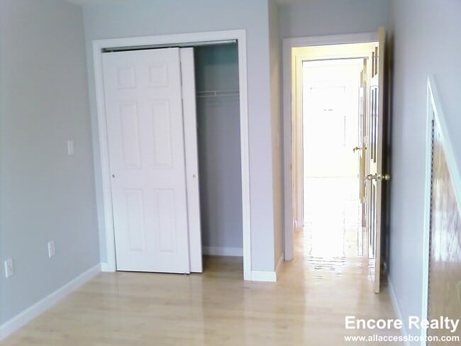 Building Photo - 1778 Commonwealth Ave