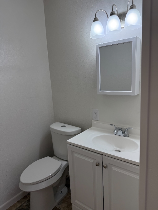 Foto del edificio - 404 E 9th St
